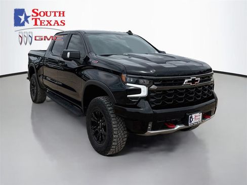 Used 2023 Chevrolet Silverado 1500 ZR2 w/ Technology Package AWD/4WD image 1