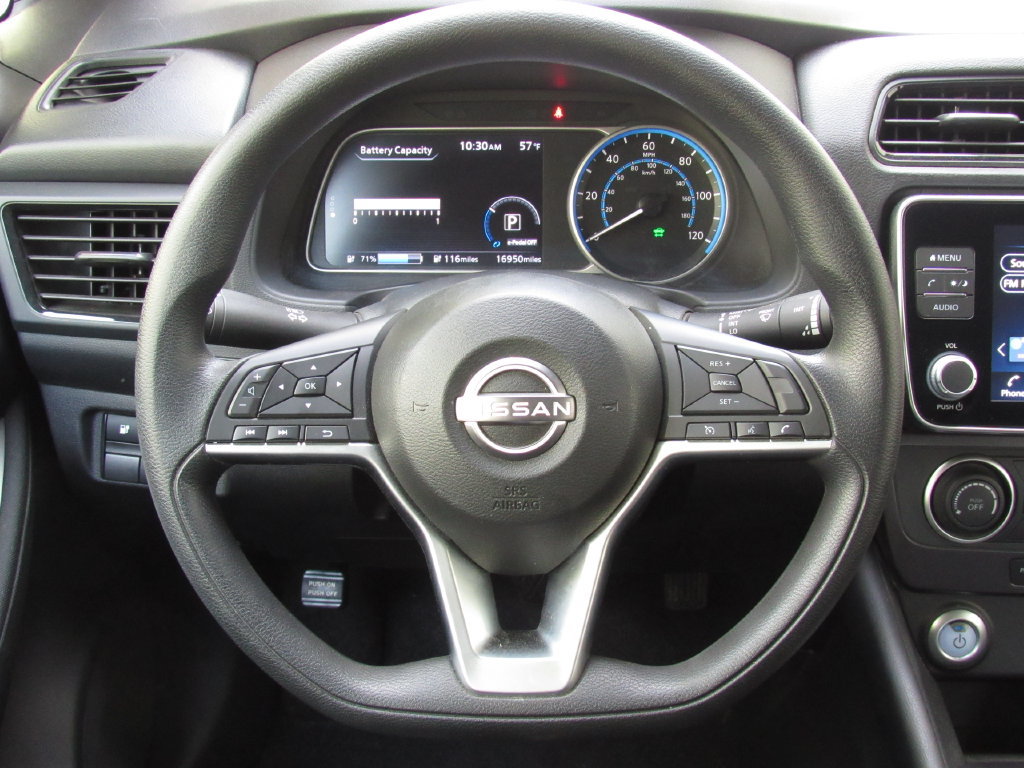 Used 2025 Nissan Leaf S FWD image 21