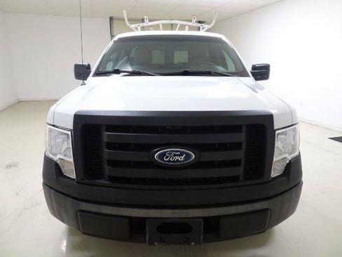 Used 2010 Ford F150 XL RWD image 2