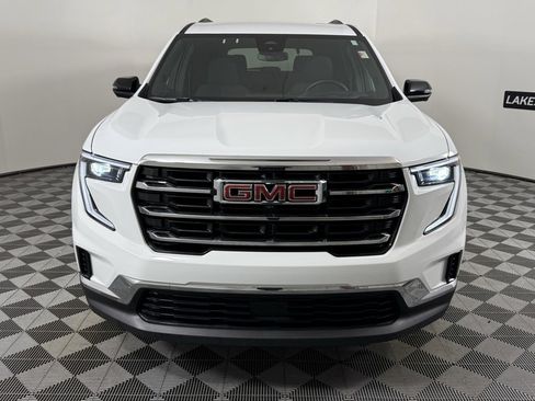 Used 2025 GMC Acadia Elevation image 9