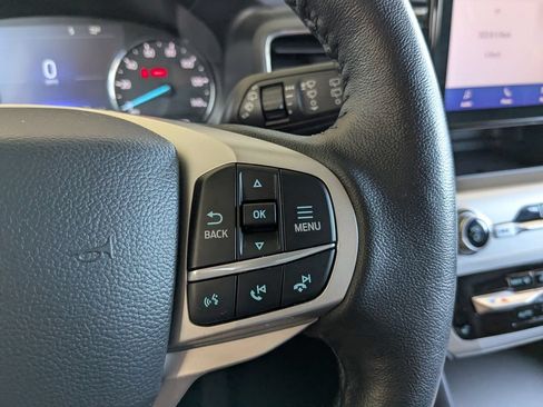 Used 2022 Ford Explorer XLT w/ Equipment Group 202A AWD/4WD image 20