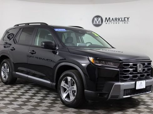 Certified 2026 Honda Pilot EX-L image 1