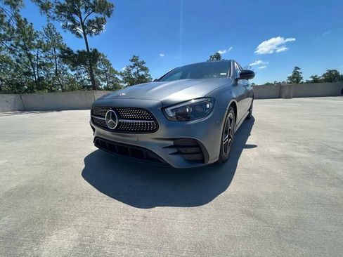Used 2022 Mercedes-Benz E 350 Sedan image 2