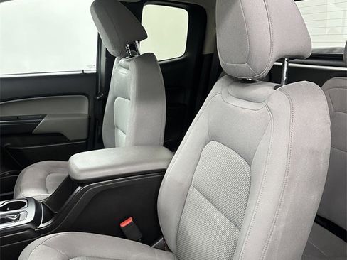 Used 2015 GMC Canyon 4x4 Extended Cab w/ Convenience Package image 12