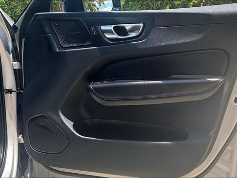 Certified 2023 Volvo XC60 B5 Plus w/ Climate Package AWD/4WD image 25