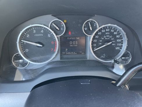 Used 2017 Toyota Tundra SR5 image 17