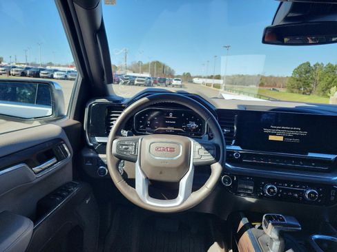Certified 2024 GMC Sierra 1500 SLT w/ SLT Premium Plus Package image 16