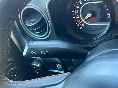 Used 2024 Jeep Gladiator Mojave w/ Convenience Group AWD/4WD image 19