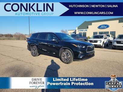 Used 2024 Toyota Highlander XLE