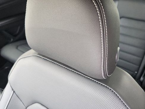 New 2026 Volkswagen Atlas Cross Sport SEL R-Line image 5