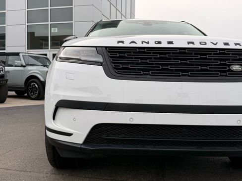 Used 2024 Land Rover Range Rover Velar S image 8