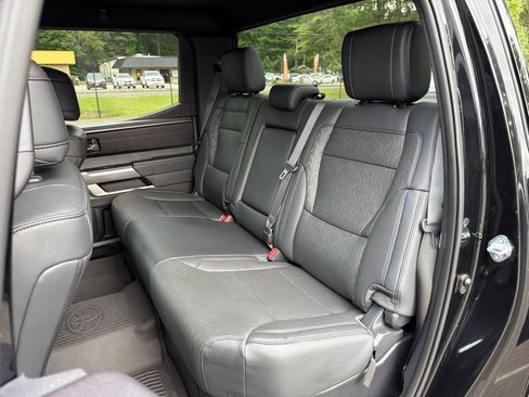 Used 2025 Toyota Tundra SR5 w/ SR5 Premium Package AWD/4WD image 18