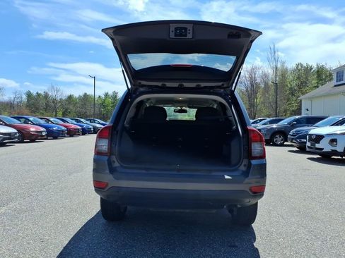 Used 2016 Jeep Compass Sport FWD image 8