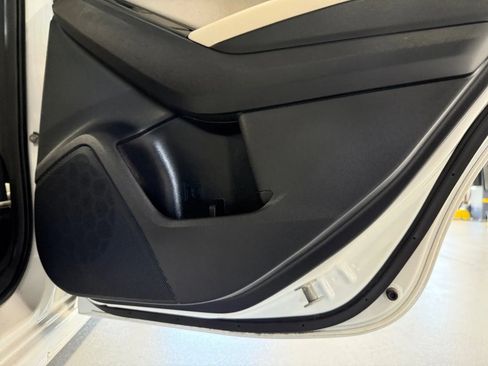 Used 2018 Subaru Impreza 2.0i AWD/4WD image 36