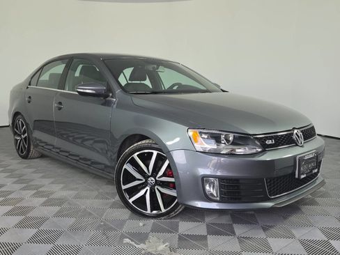 Used 2014 Volkswagen Jetta GLI FWD image 1