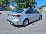 Used 2022 Toyota Corolla LE image 4