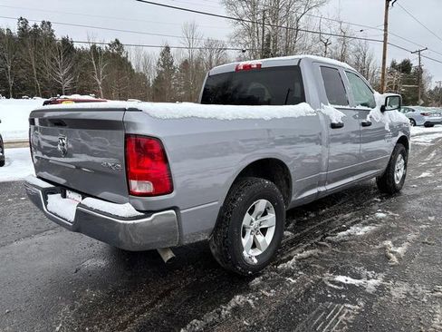 Used 2024 RAM 1500 Classic SLT image 7