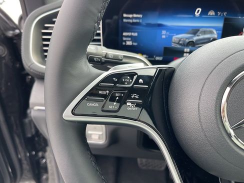 New 2025 Mercedes-Benz GLS 450 4MATIC image 14