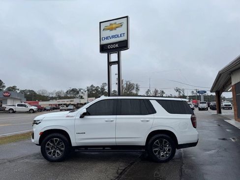 Used 2023 Chevrolet Tahoe Z71 image 1