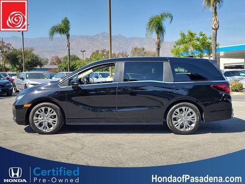 Certified 2026 Honda Odyssey Touring image 5