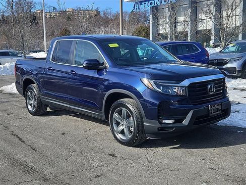 Certified 2023 Honda Ridgeline RTL image 3