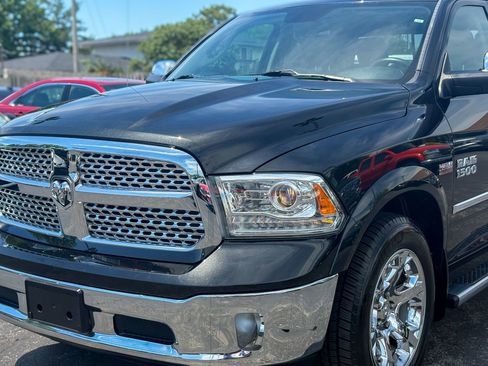 Used 2017 RAM 1500 Laramie w/ Convenience Group AWD/4WD image 9