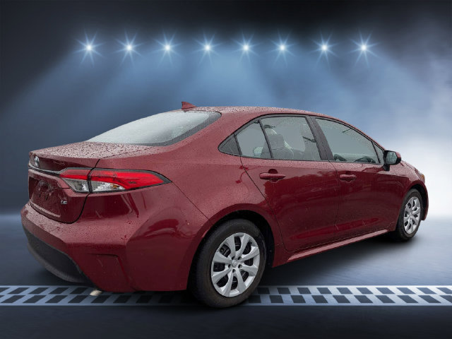 Used 2024 Toyota Corolla LE FWD image 3