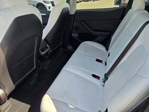 Used 2023 Tesla Model Y Performance AWD/4WD image 23