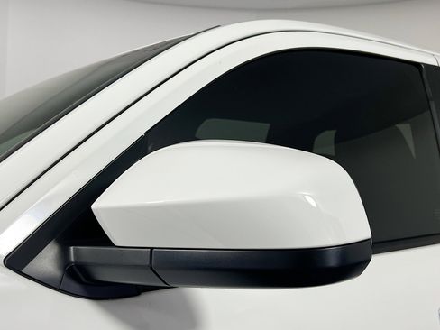 Used 2025 Toyota Tacoma SR5 image 12