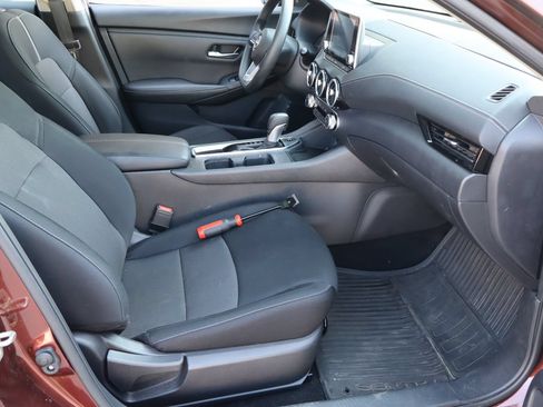 Used 2024 Nissan Sentra SV FWD image 16