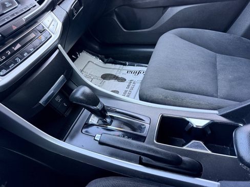 Used 2015 Honda Accord EX image 38