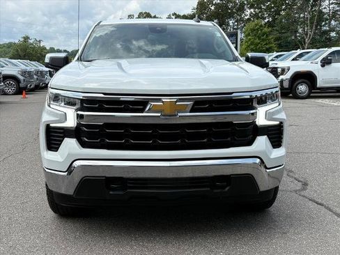 Certified 2022 Chevrolet Silverado 1500 LT AWD/4WD image 2