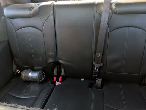 Used 2013 Chevrolet Traverse LT AWD/4WD image 6