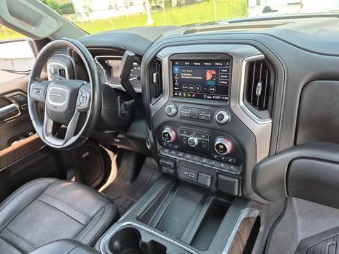 Used 2020 GMC Sierra 1500 Denali w/ Denali Ultimate Package AWD/4WD image 36