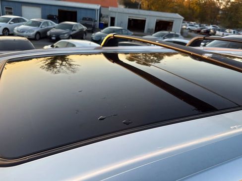 Used 2016 Toyota Highlander Limited Platinum image 21