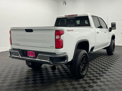 Used 2020 Chevrolet Silverado 2500 LTZ w/ LTZ Plus Package image 8