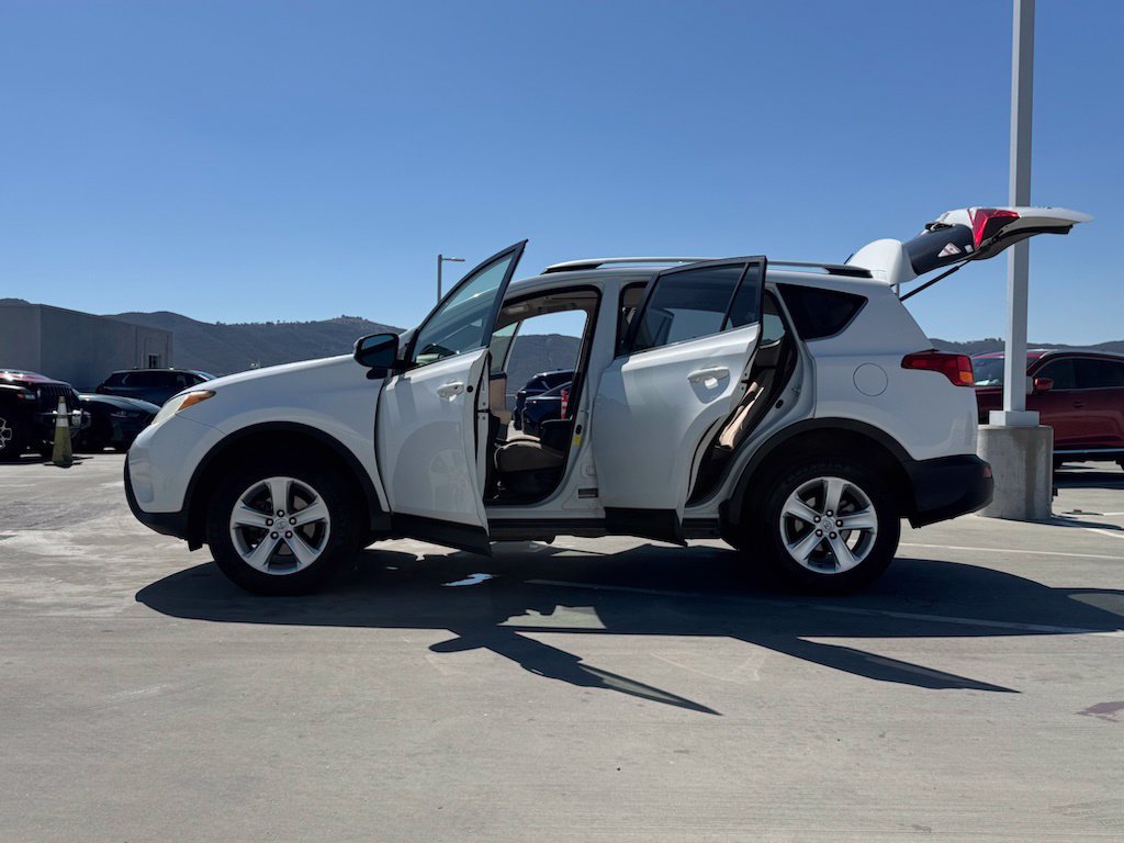 Used 2014 Toyota RAV4 XLE FWD image 27