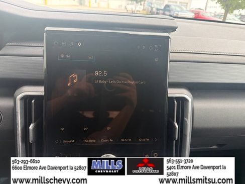 Used 2025 GMC Acadia Elevation AWD/4WD image 15