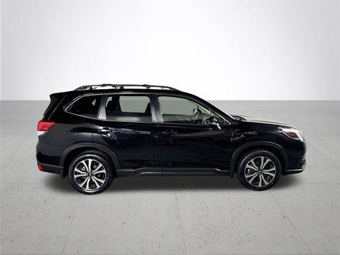 Certified 2023 Subaru Forester Limited AWD/4WD image 6