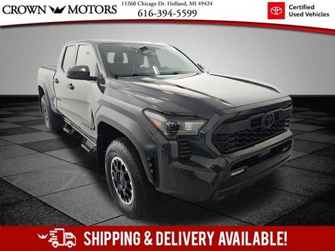 Used 2024 Toyota Tacoma TRD Off-Road w/ TRD Off Road Upgrade Package AWD/4WD image 1
