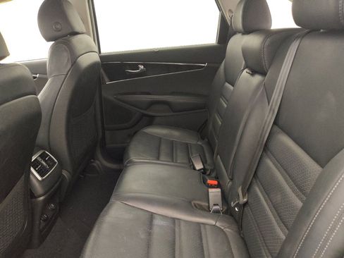 Used 2018 Kia Sorento EX FWD image 18