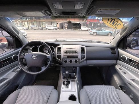 Used 2007 Toyota Tacoma PreRunner RWD image 21