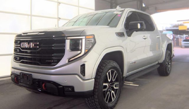 Used 2022 GMC Sierra 1500 AT4 w/ AT4 Premium Package AWD/4WD image 1