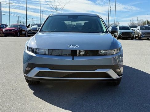 New 2026 Hyundai Ioniq 5 SE image 8