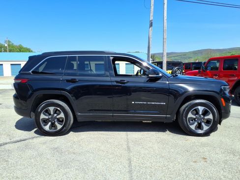 Used 2024 Jeep Grand Cherokee Limited 4xe AWD/4WD image 2