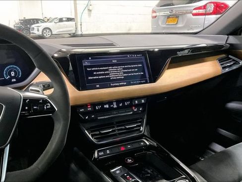 Certified 2023 Audi e-tron GT Premium Plus AWD/4WD image 6