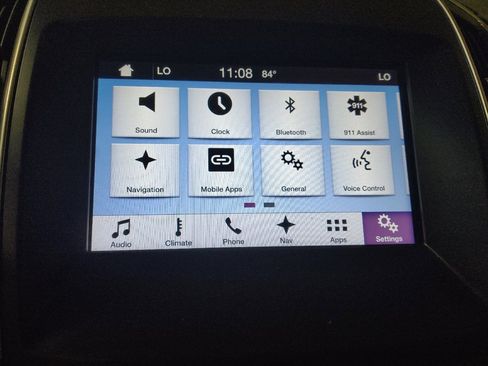 Used 2016 Ford Edge Titanium w/ Technology Package FWD image 25
