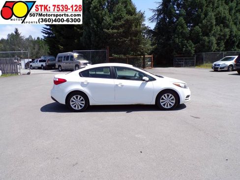 Used 2014 Kia Forte LX w/ Popular Package FWD image 12