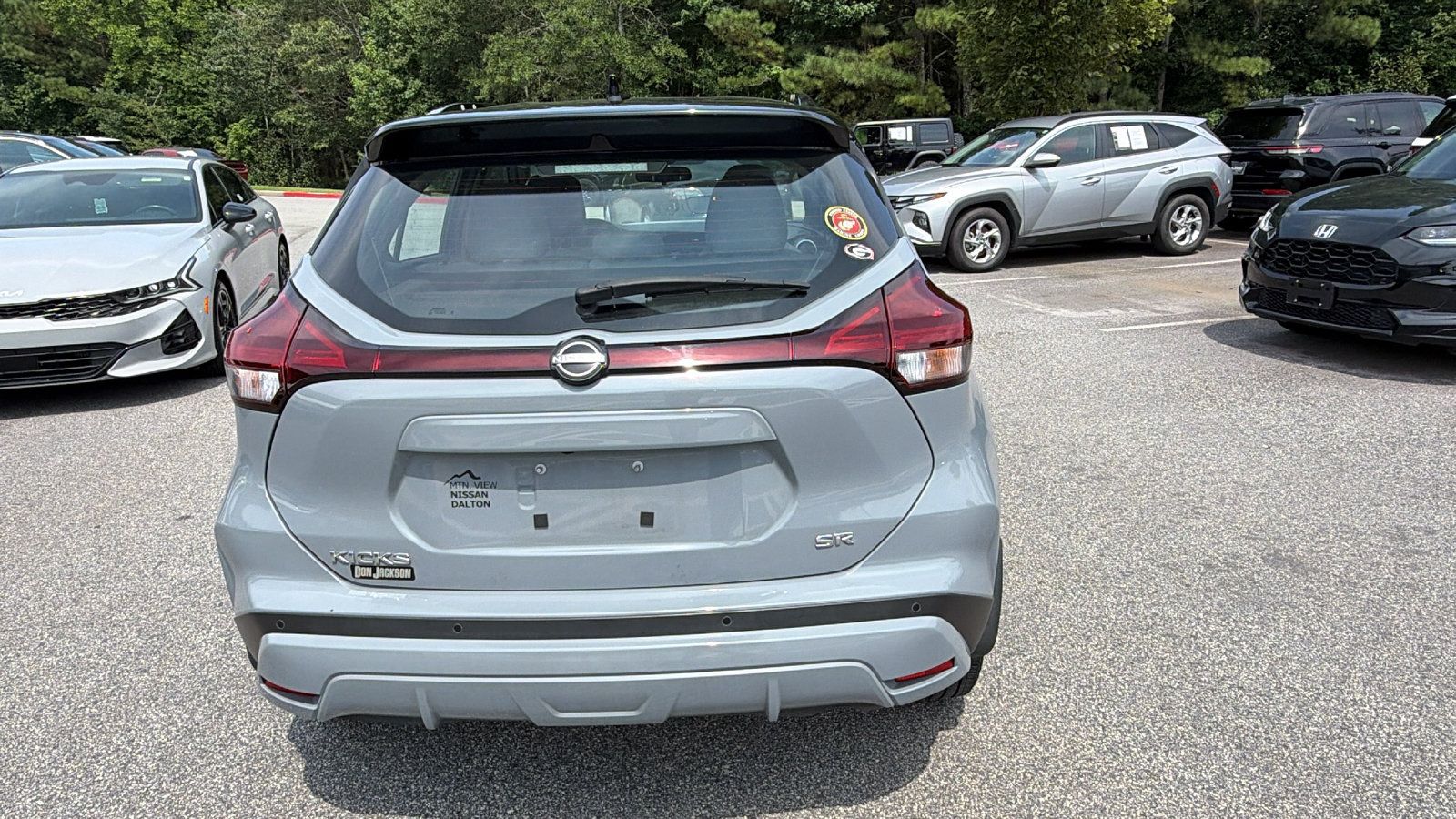 Used 2024 Nissan Kicks SR w/ SR Premium Package FWD image 9