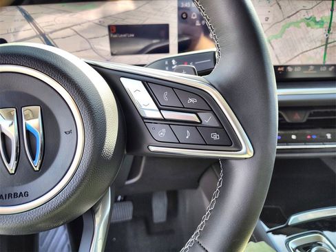 New 2025 Buick Envision Preferred image 32